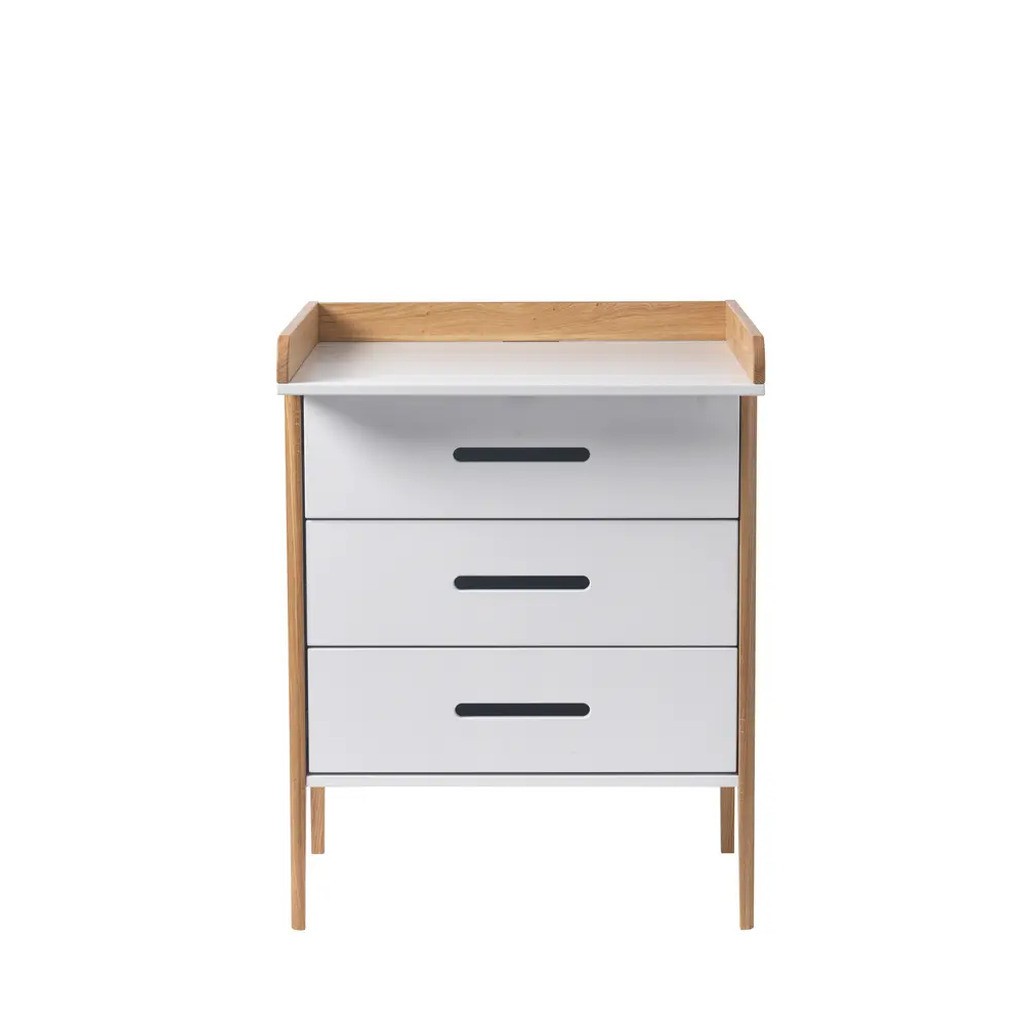 Spoke puslekommode - Hvid/Eg