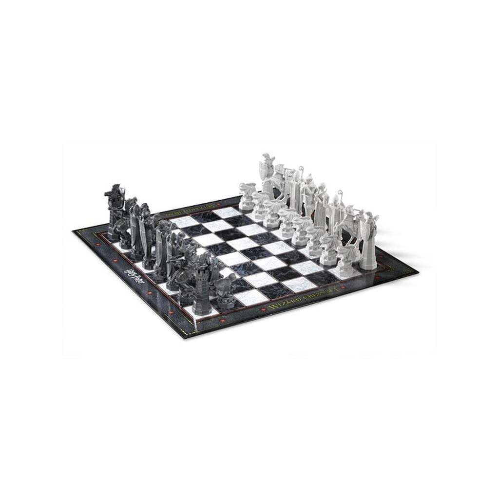 Harry Potter Wizard&apos;s Chess Set