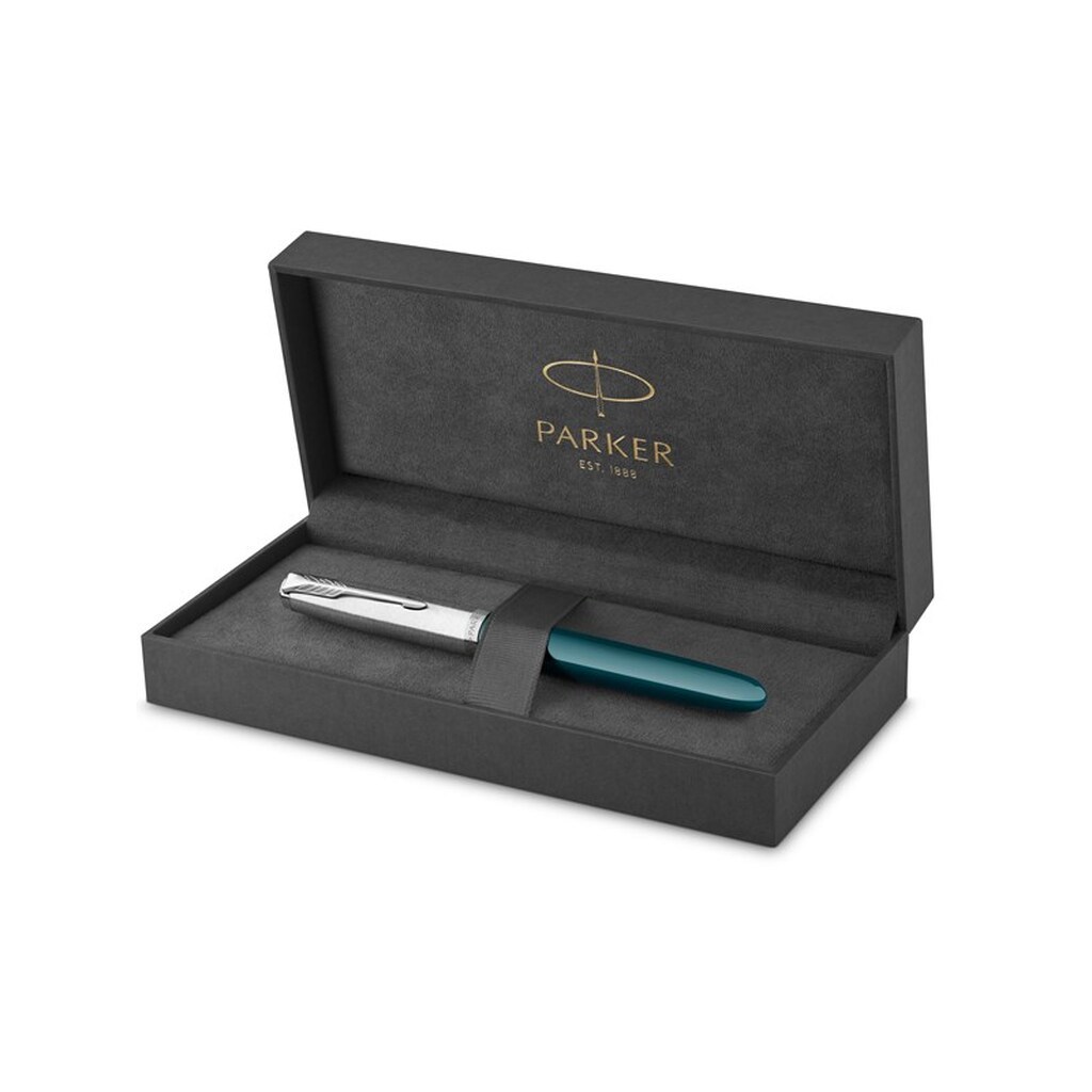 Parker 51-fyldepen | turkisblå cylinder med detaljer i krom | fin spids med sort blækpatron | gaveæske