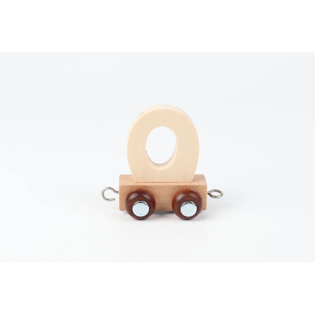 Navnetog bogstav O i naturtræ