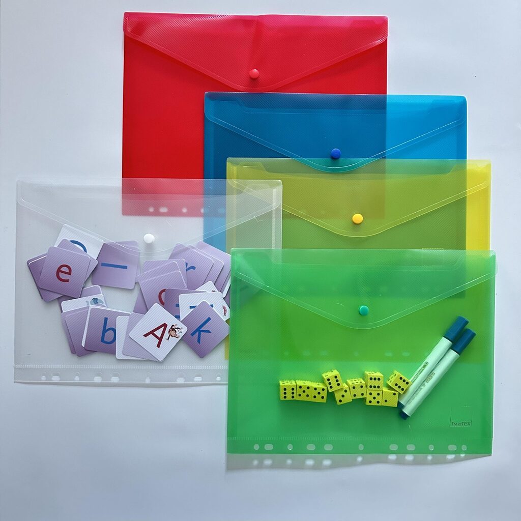 5 x plastikmapper med knaplukning