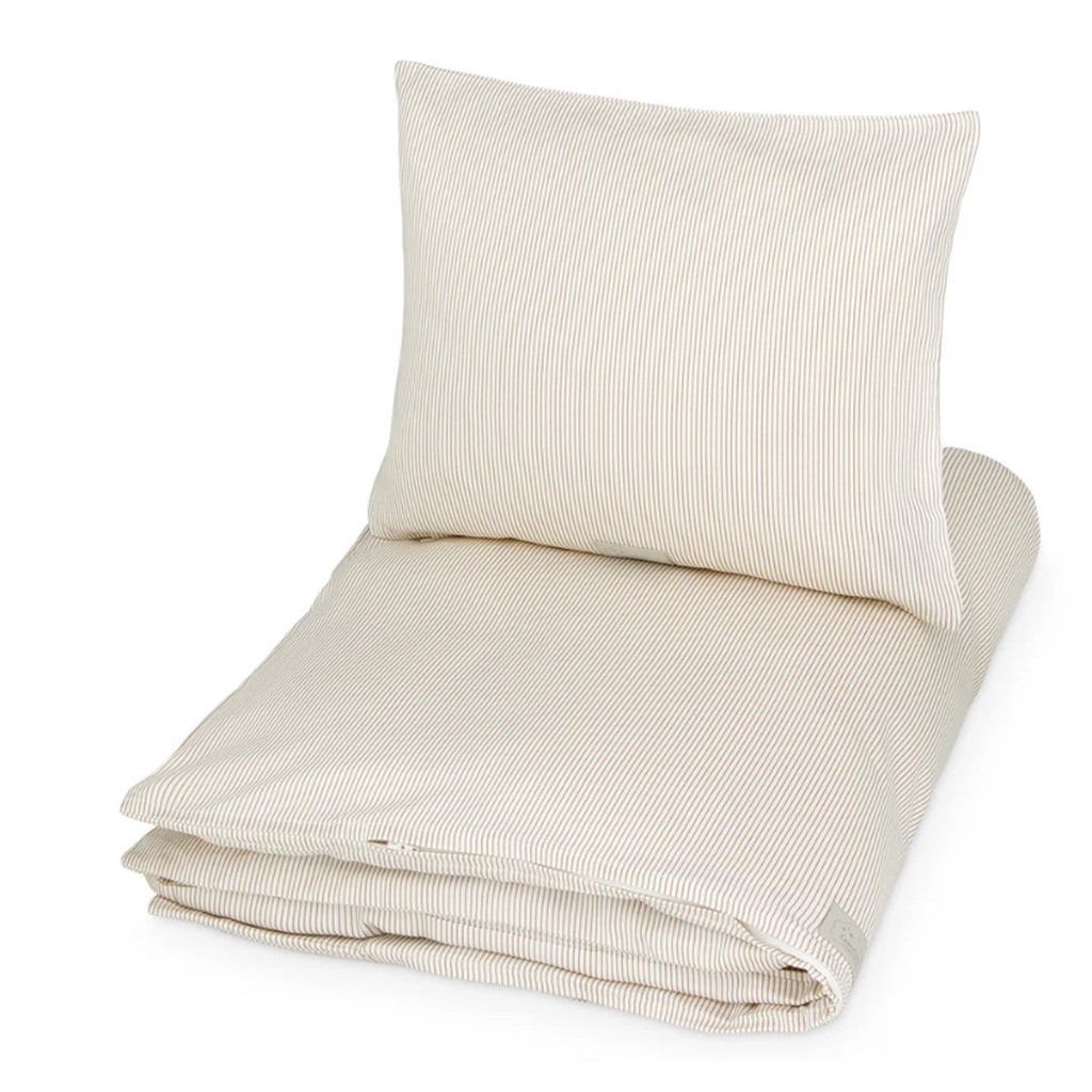 Cam Cam Copenhagen Junior Sengetøj - Classic Stripes Camel