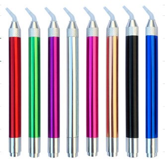 Lyspen med bøjet spids