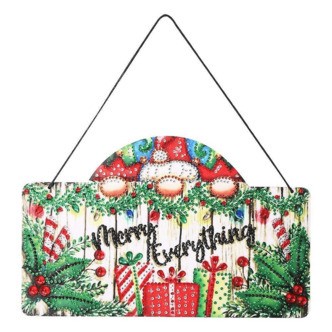 Skilt med teksten Merry Everything - ophængt