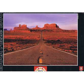 Monument Valley Road, 1500 brikker