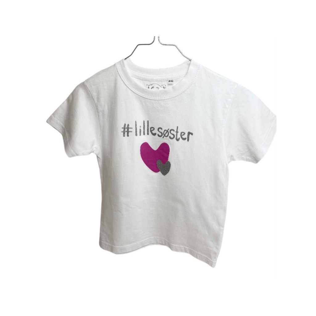 #Lillesøster T-Shirt S/S - Legekammeraten.dk