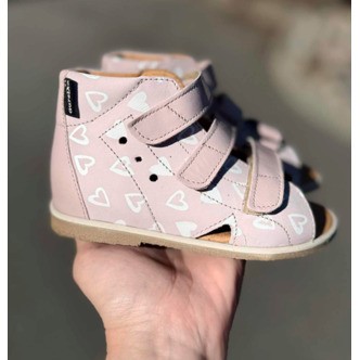 Aurelka sandal, nude rosa m/hjerter - sandal med ekstra støtte (uden svangløft)