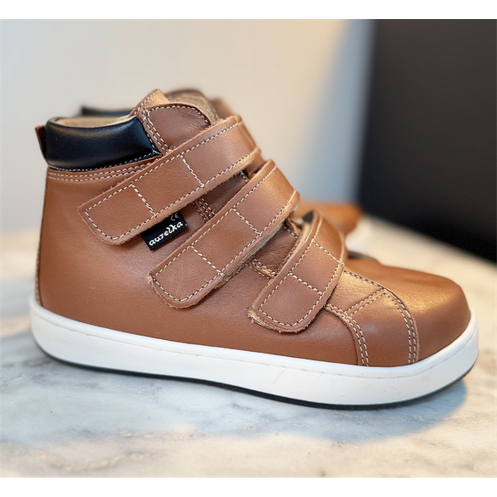 Aurelka velcrosko, caramel/black - sko med ekstra støtte
