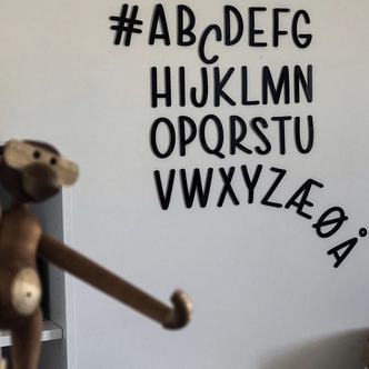 Alfabet A-Å - Sort akryl