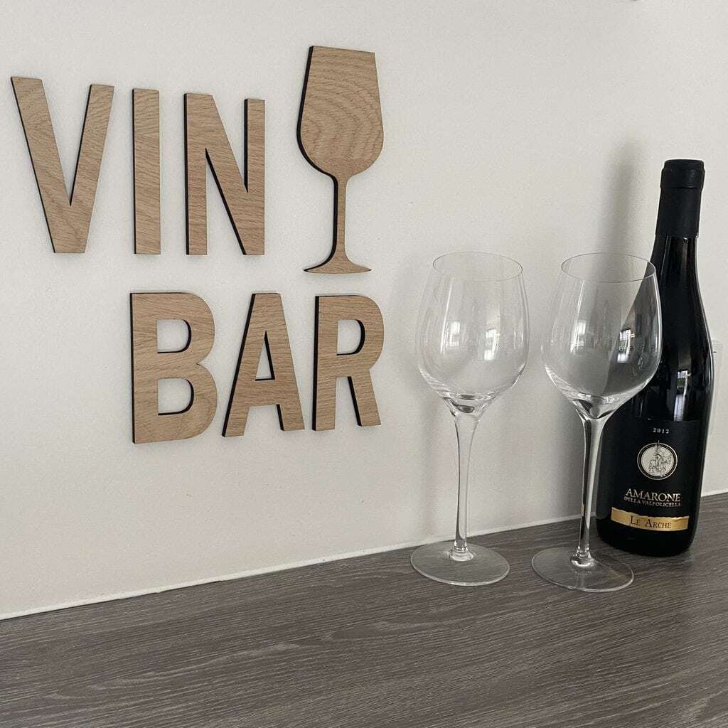 Sæt af VIN BAR og vin glas
