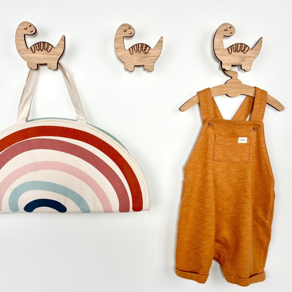 Baby dino knage - Graveret eg