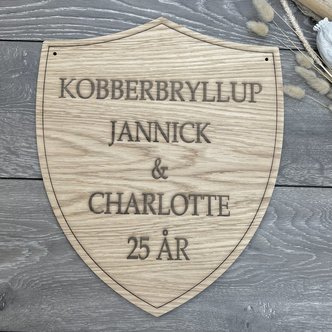 Æresport skjold med kant og blokbogstaver