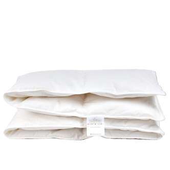 Quilts of Denmark Happy Kids - Babydyne - Varm - 144g Andedun/-Fjer