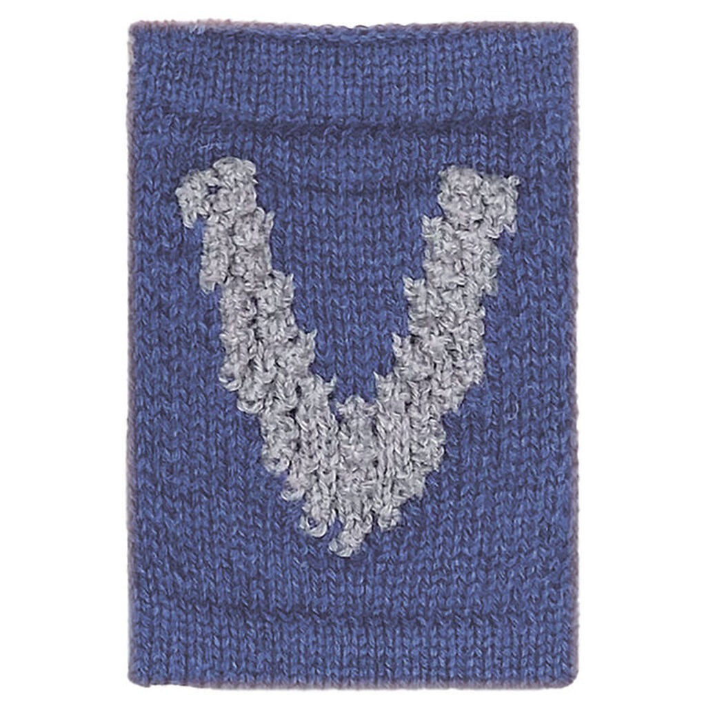 Smallstuff Strikket Bogstav - V - Blå Alfabet