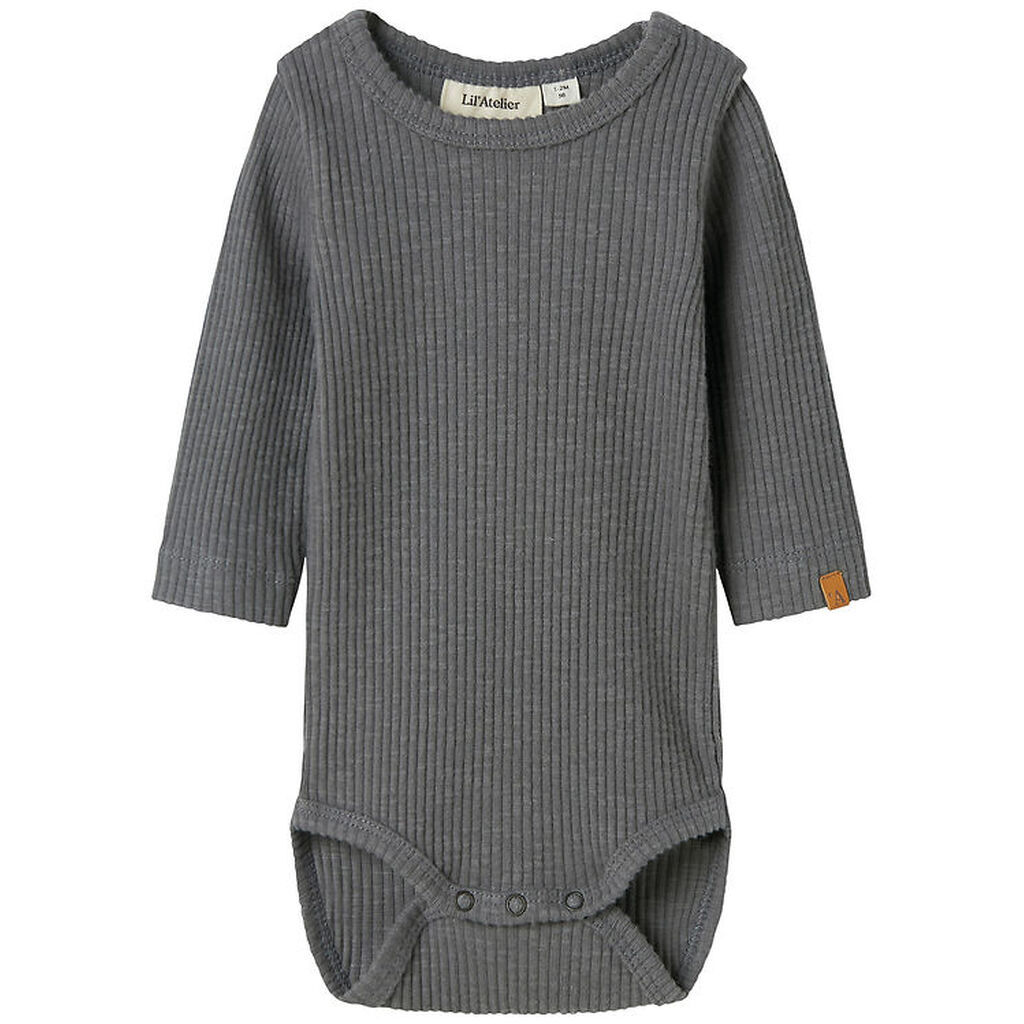Lil Atelier Body l/æ - Rib - NbmRajo - Poppy Seed