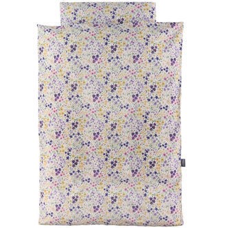 Nørgaard Madsens Sengetøj - Baby - Hvid m. Lilla Blomster