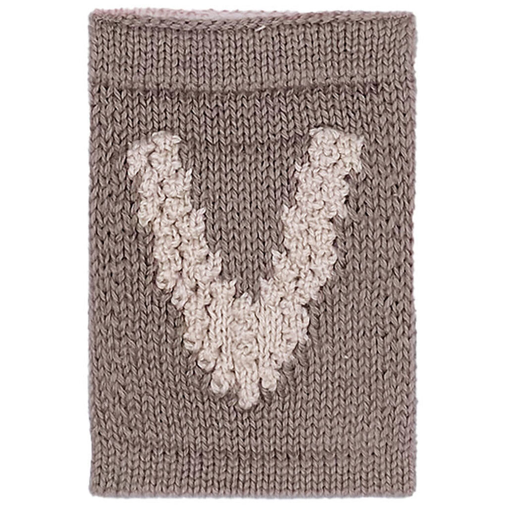 Smallstuff Strikket Bogstav - V - Natur Alfabet