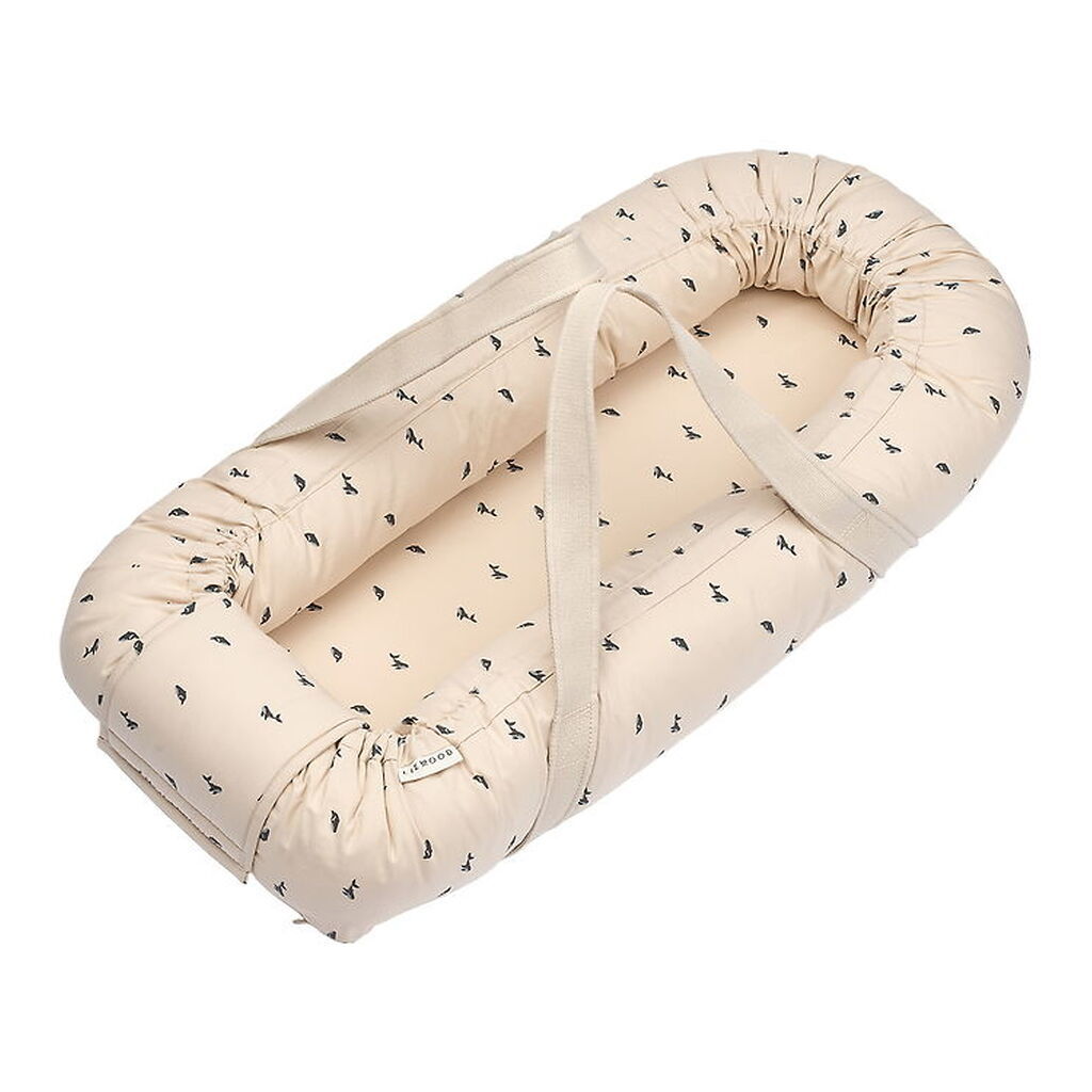 Liewood Babynest/lift - Gro - Mini Whale/Sandy