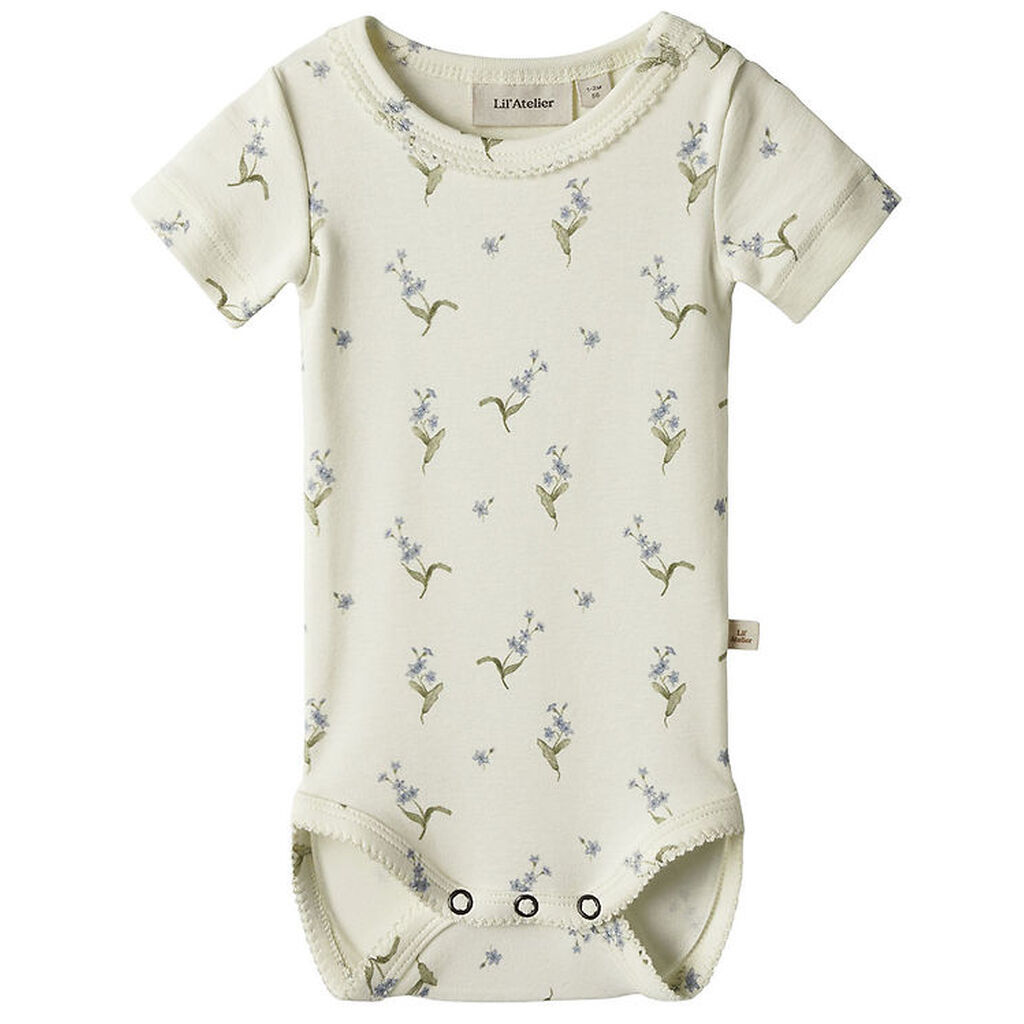 Lil' Atelier Body k/æ - NbfGayo - Coconut Milk/Forget Me Not
