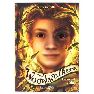 Straarup & Co Bog - Woodwalkers 4 - Fremmed Vildnis - Dansk