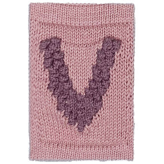 Smallstuff Strikket Bogstav - V - Rosa Alfabet