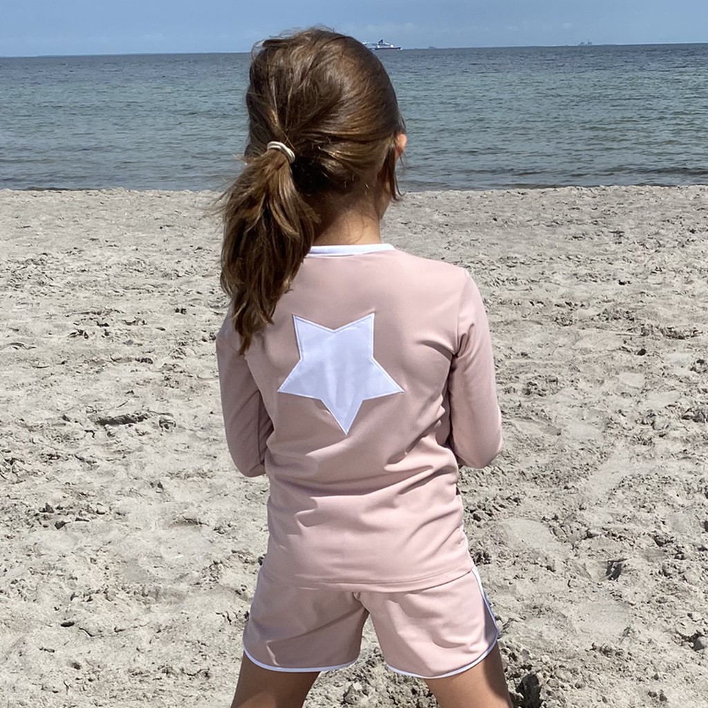 Petit Crabe Alexa korte UV shorts  - rose nude