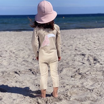 Petit Crabe Lou UV heldragt - cappuccino