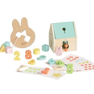 Classic Hello Box Gavesæt til babyer over 6 måneder (fra 12 M)