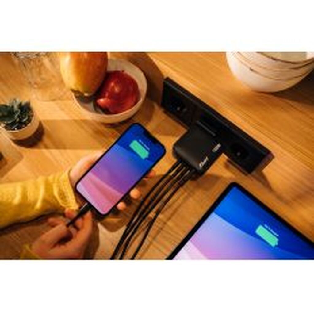 Verbatim Mini Gan Charger 165w 4 Port Us Plug With Eu And Uk Adaptors