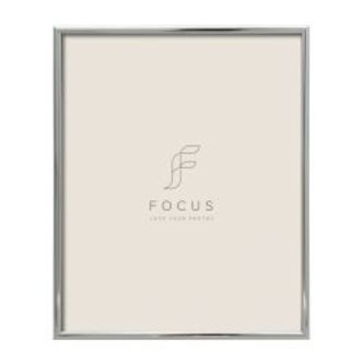 Focus Lily Silver 30x40