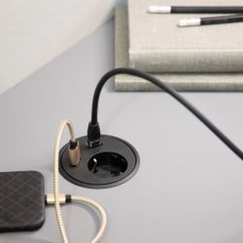 Powerdot 12 - 1 Socket Type F, 1 Usb-a Charger 12w, 1 Data, Black