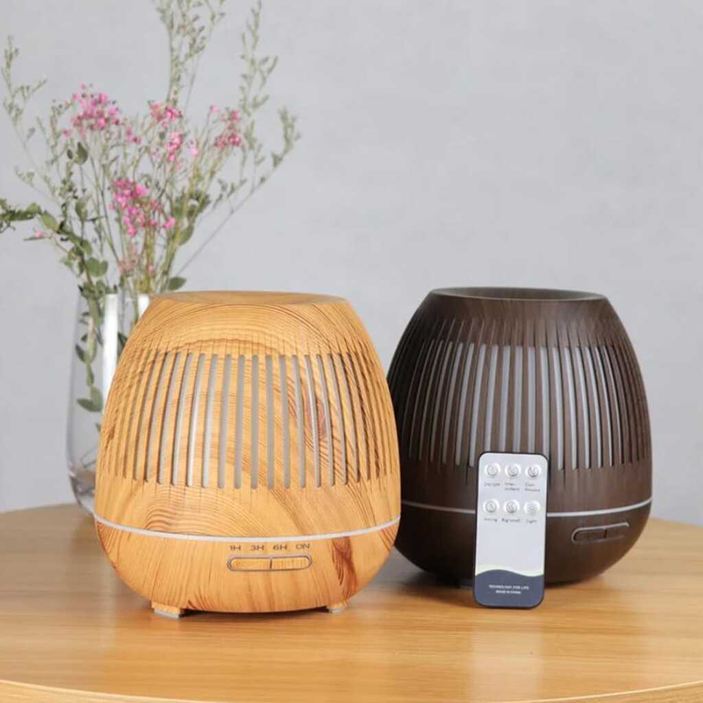 Aroma Diffuser 400 ML m/fjernbetjening - Stilren i brunt og lyst træ - - Lys