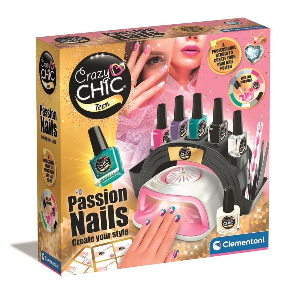 Crazy Chic Passion Nails