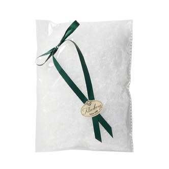 Pose m. Sne til dekoration