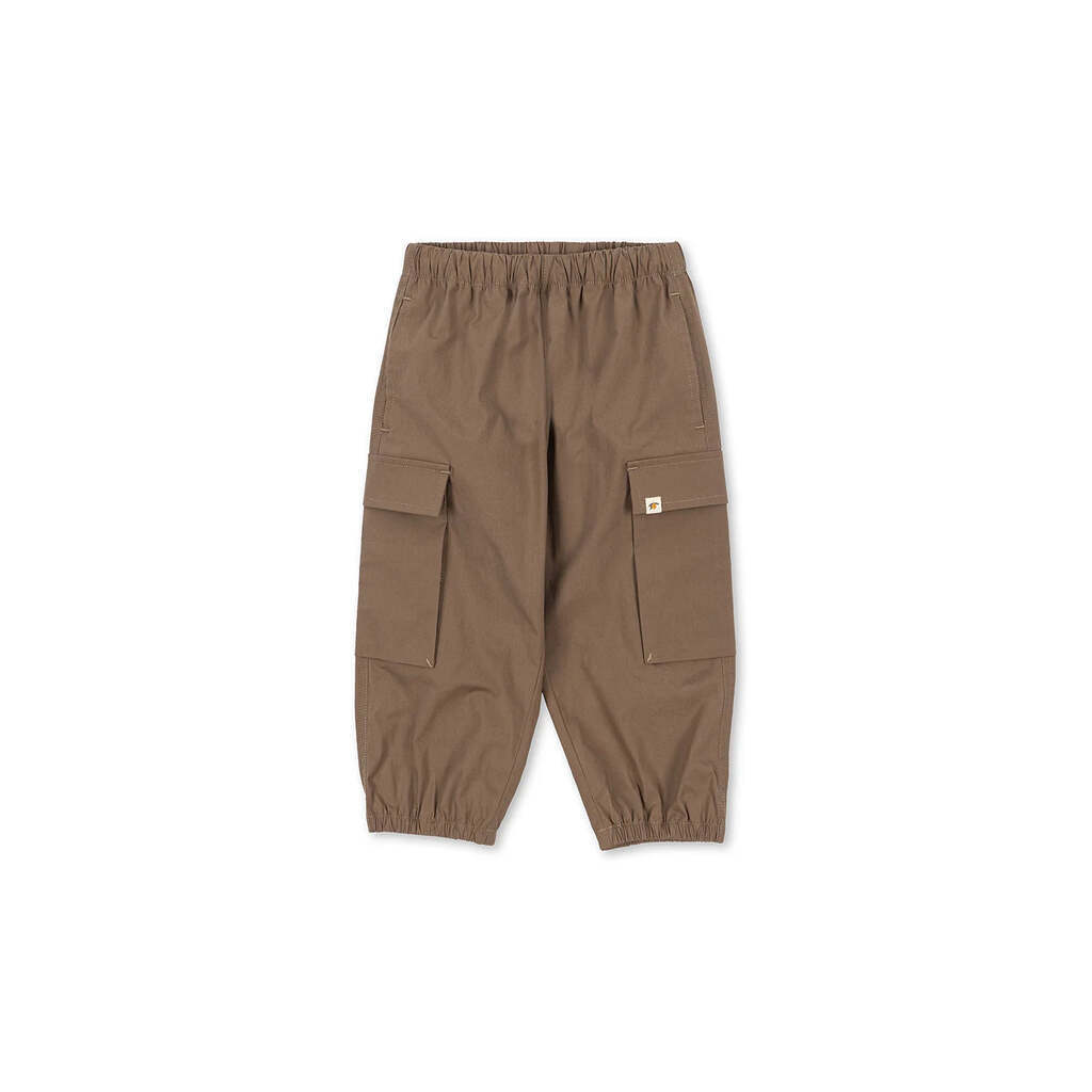 Peppe Bukser, Shitake, Konges Sløjd