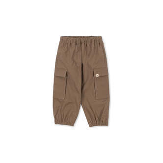 Peppe Bukser, Shitake, Konges Sløjd