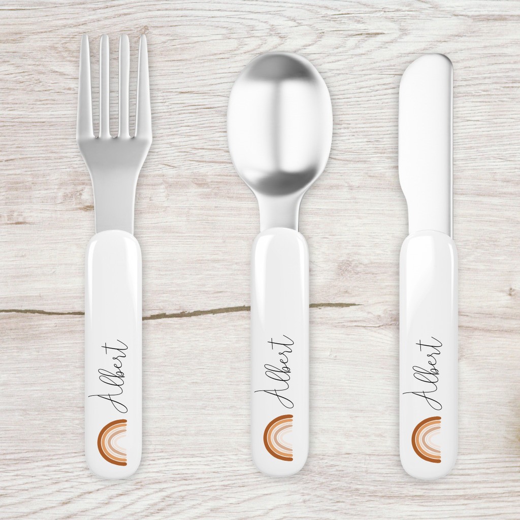 NYHED! Bestik sæt med navn / personligt bestik - Beige Regnbue - Navn